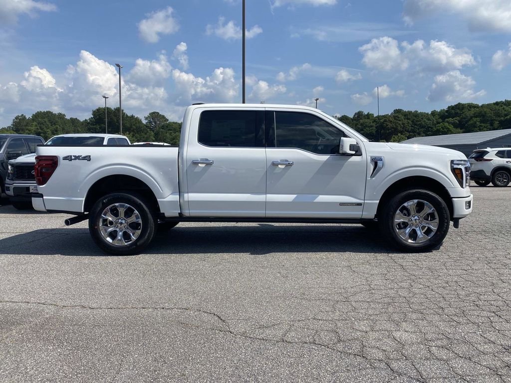 New 2026 Star White Metallic Tri-Coat Ford Platinum® image 2