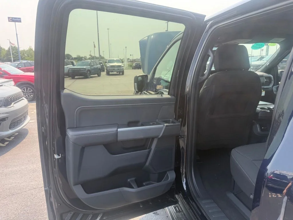 New 2026 Antimatter Blue Metallic Ford XLT image 37