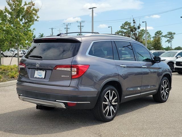 Used 2019 Modern Steel Metallic Honda Touring image 6