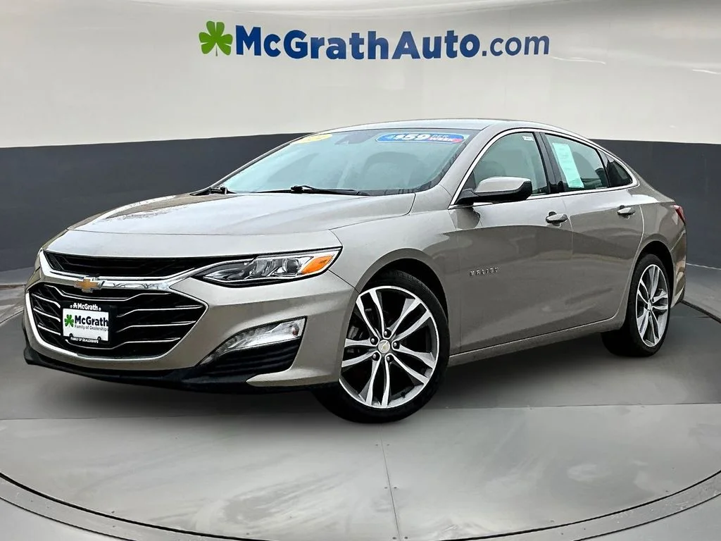 Used 2024 Gray Chevrolet LT image 3