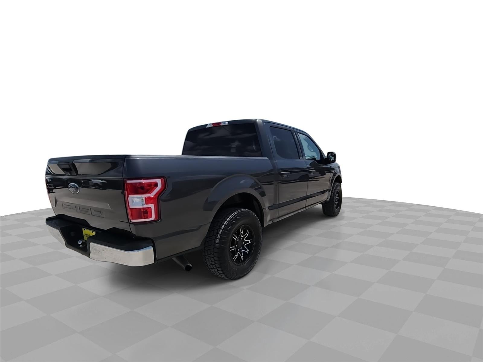 Used 2018 Magnetic Ford XLT image 8