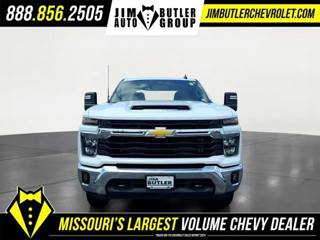 Used 2025 Summit White Chevrolet LT image 26
