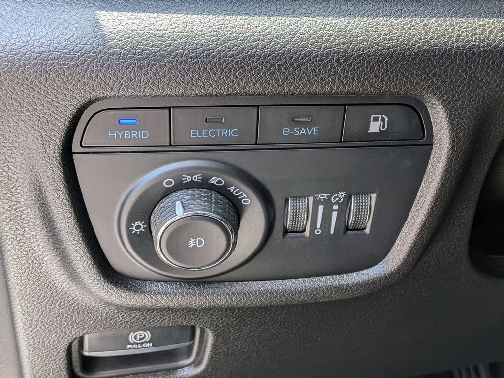 Used 2023 White Jeep 4xe image 15