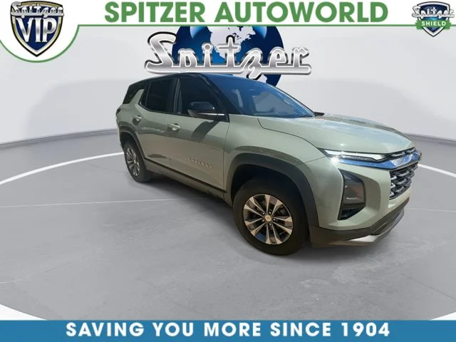 Used 2025 Green Chevrolet LT image 2