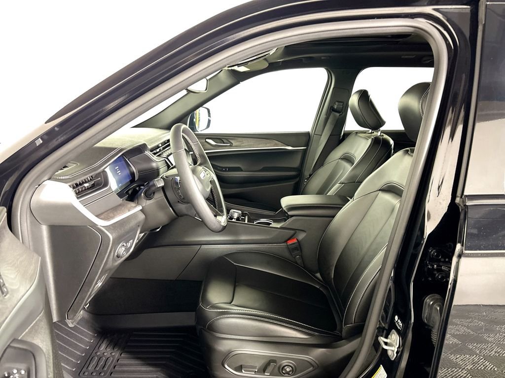 Used 2025 Black Jeep Limited image 11