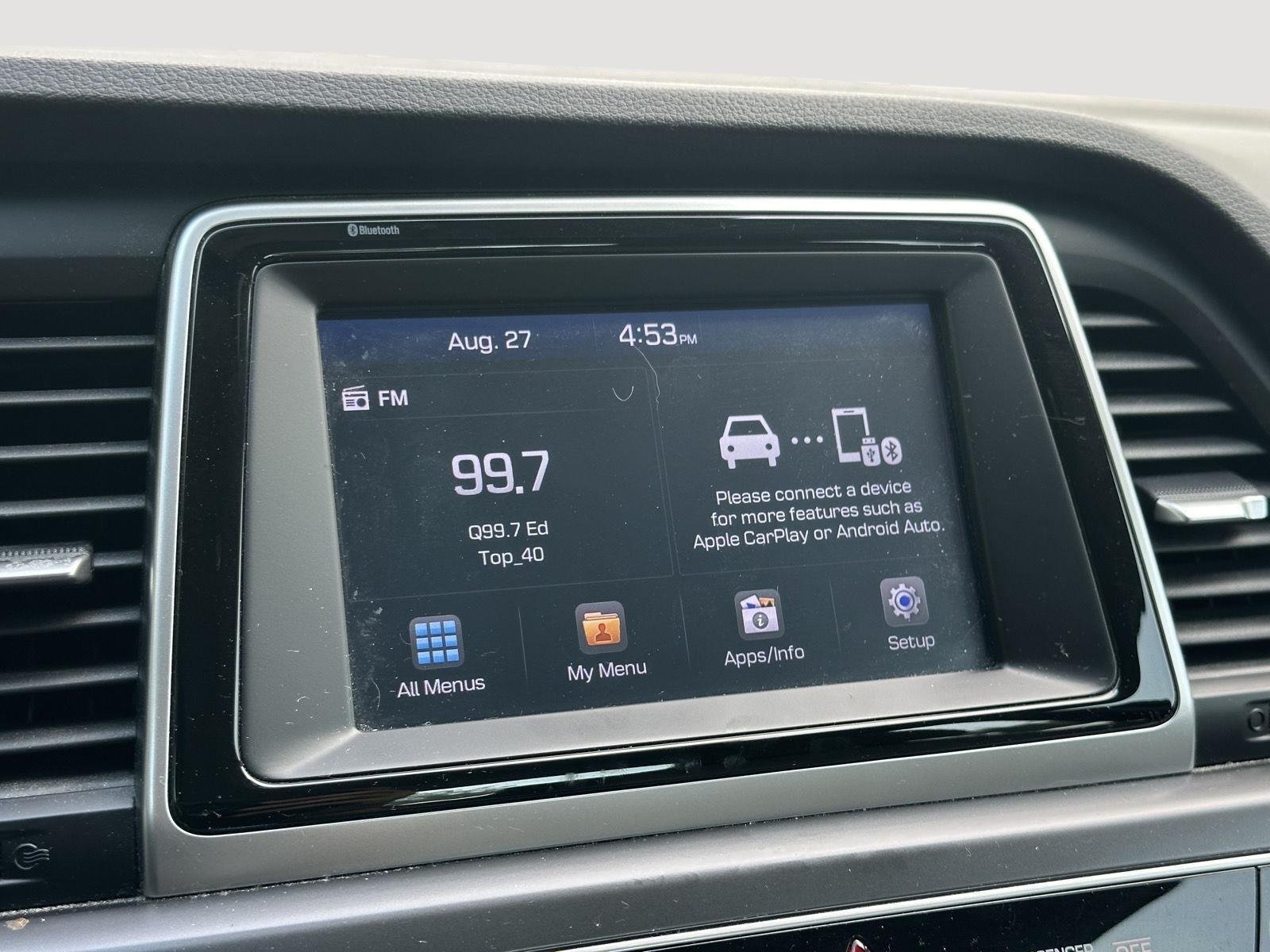 Used 2018 Machine Gray Hyundai SE image 12