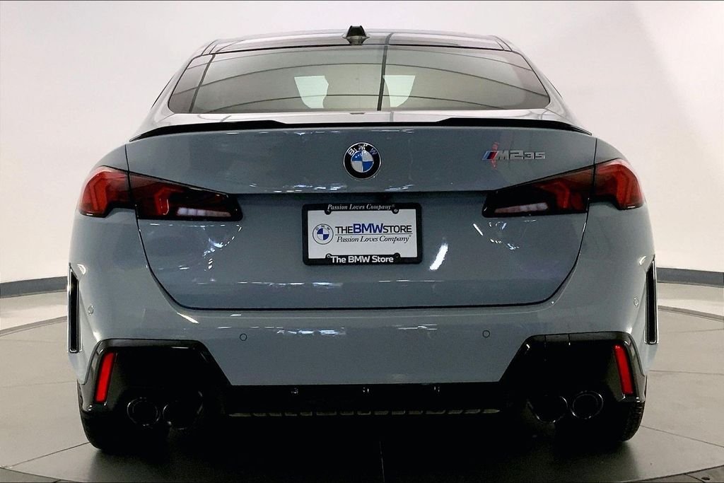 Used 2025 Brooklyn Grey Metallic BMW  image 3