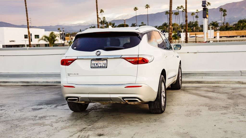 Used 2024 Summit White Buick Premium Group image 9