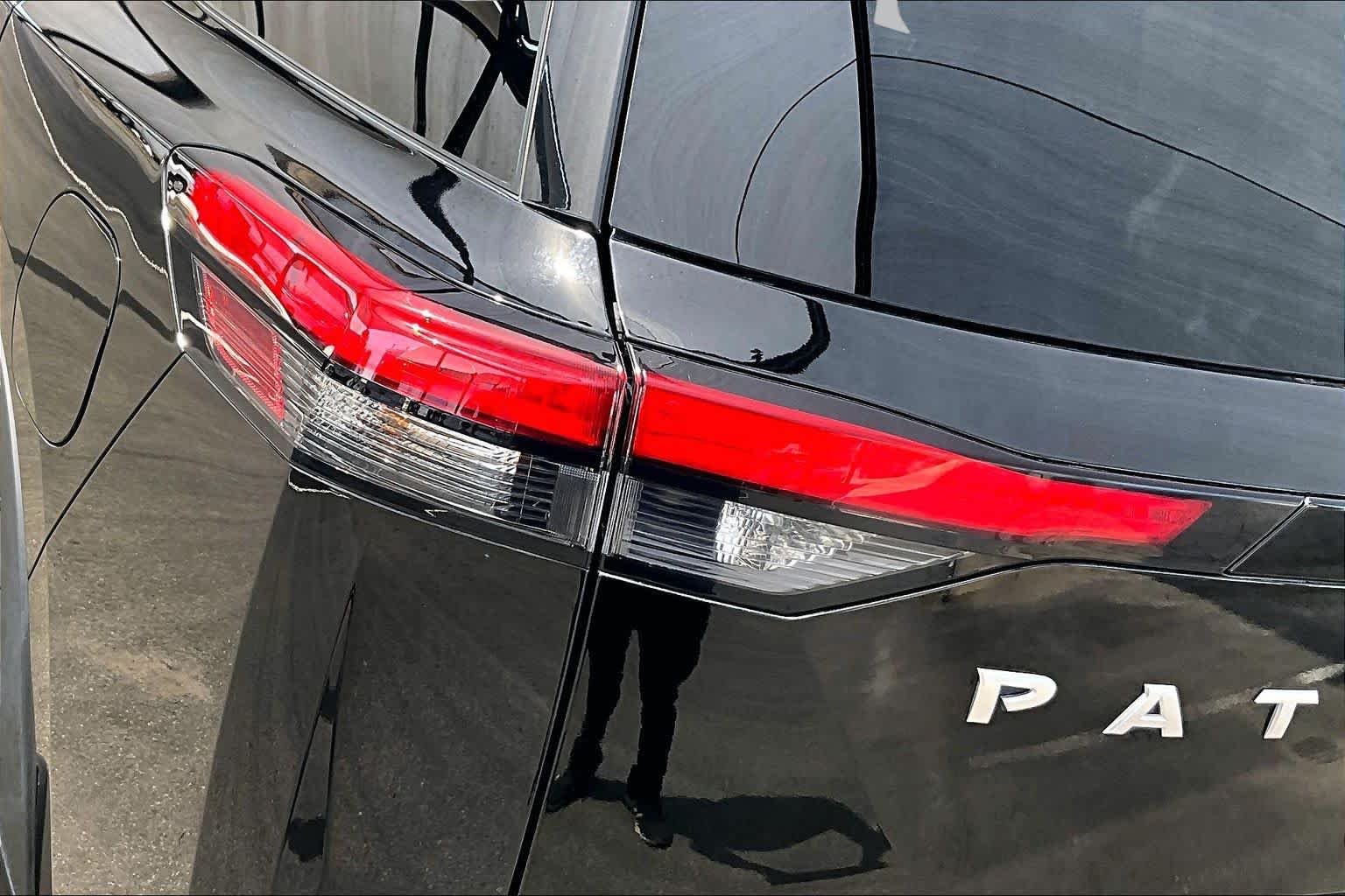 Used 2024 Super Black Nissan SV image 28