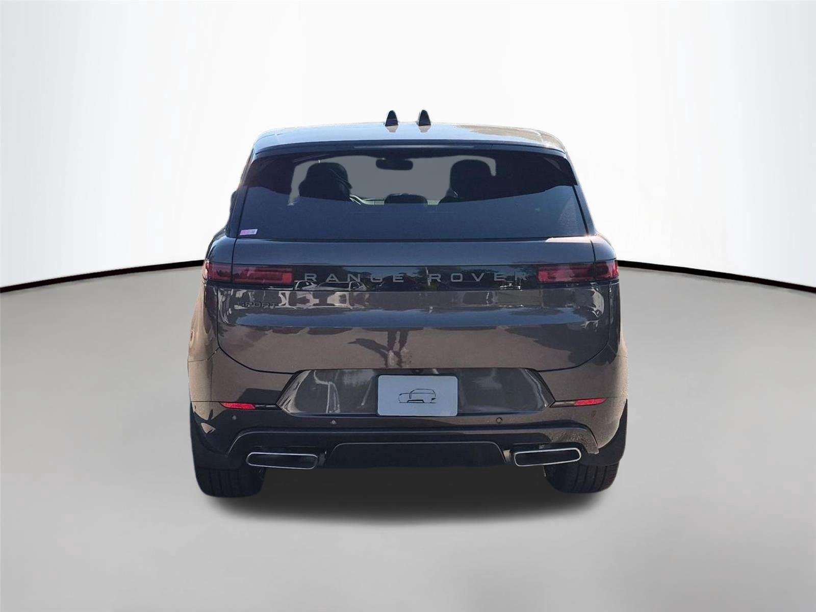 New 2027 Charente Grey Land Rover Dynamic SE image 4