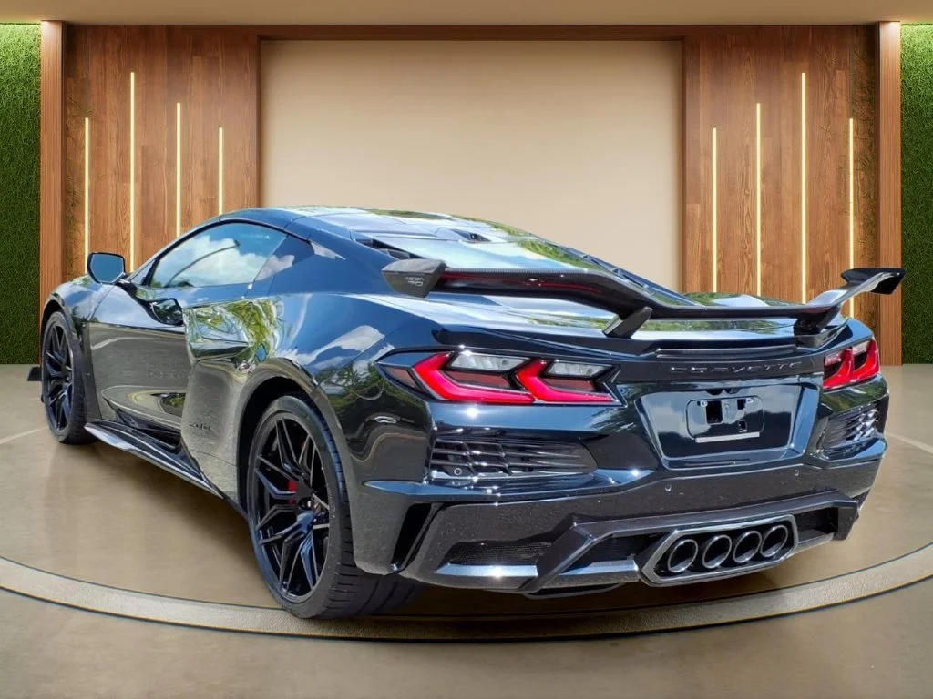 New 2027 Black Chevrolet 2LZ image 29