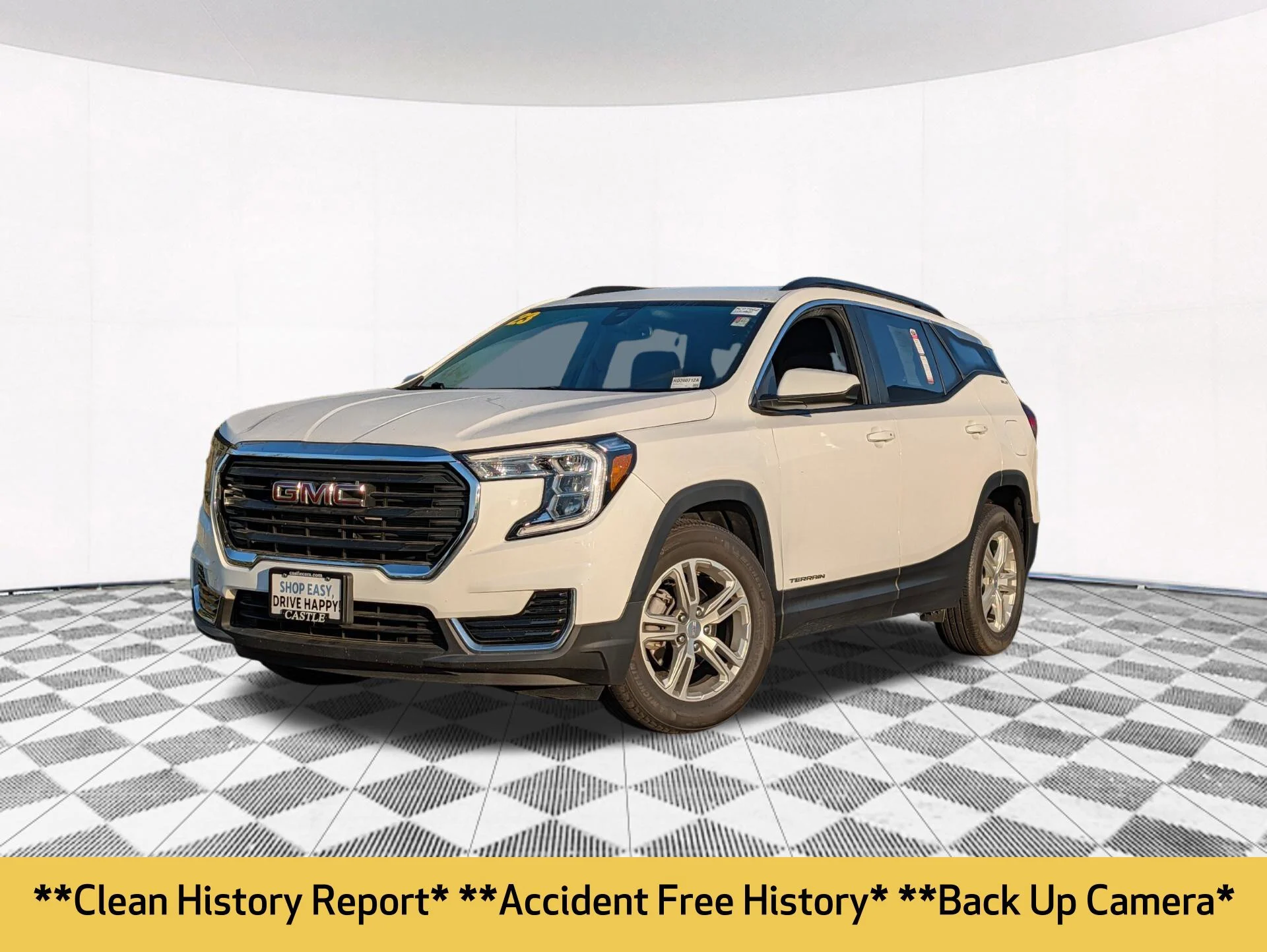 Used 2023 SUMMIT WHITE GMC SLE image 2