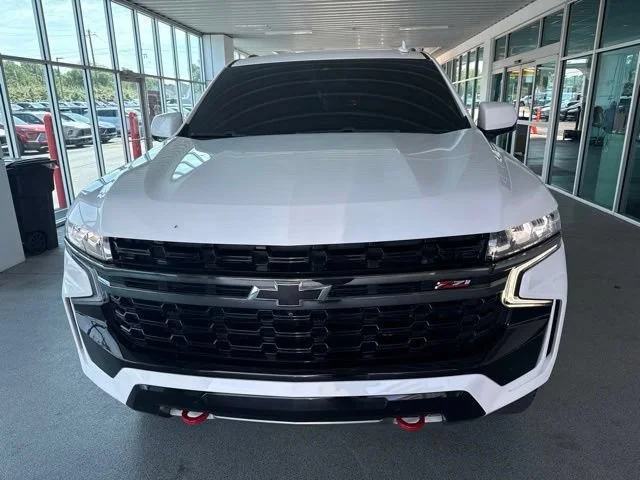 Used 2022 Summit White Chevrolet Z71 image 2
