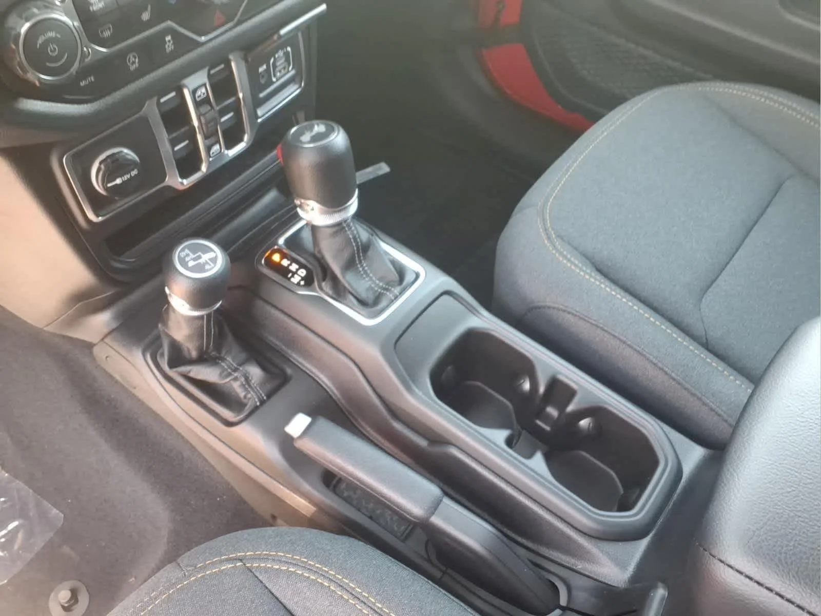 2026 Jeep Wrangler 4-Door Sport S - Photo 10