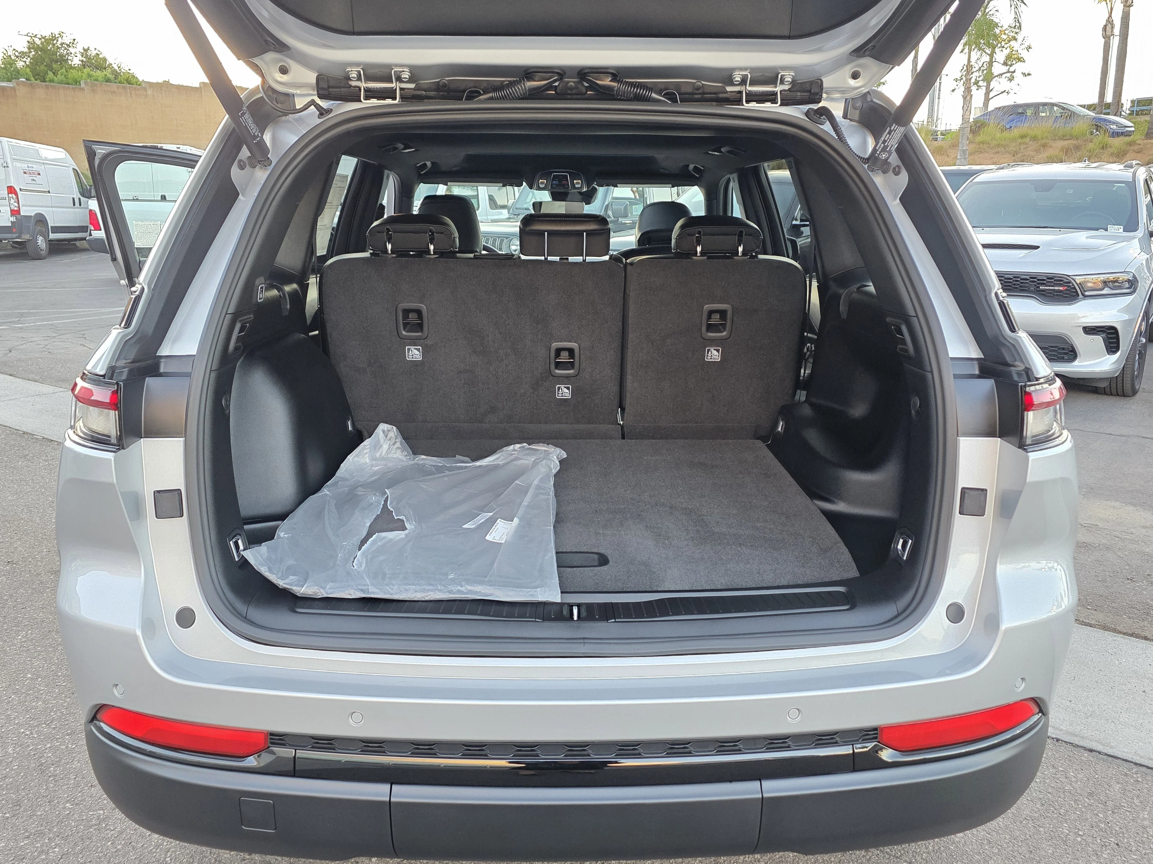 New 2025 Silver Jeep Altitude X image 19