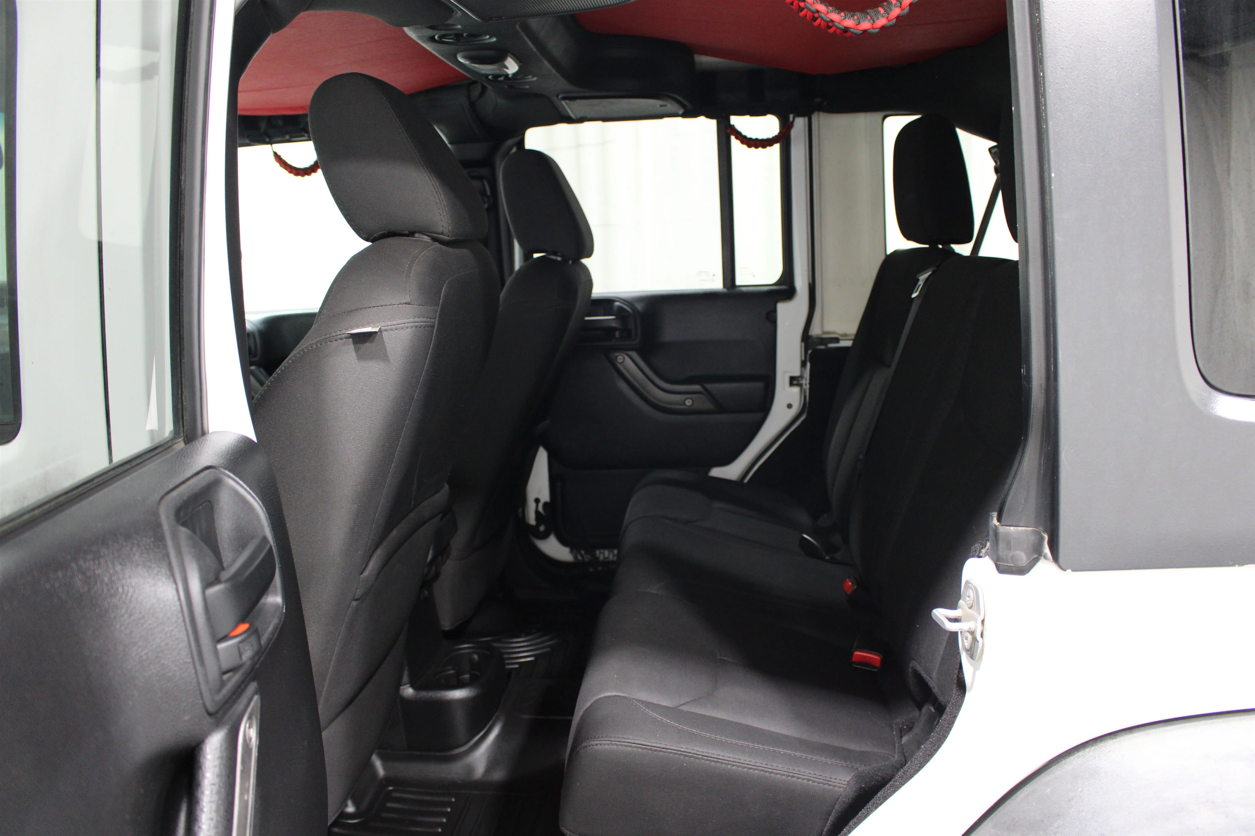 Used 2016 Bright White Clearcoat Jeep Sport image 16