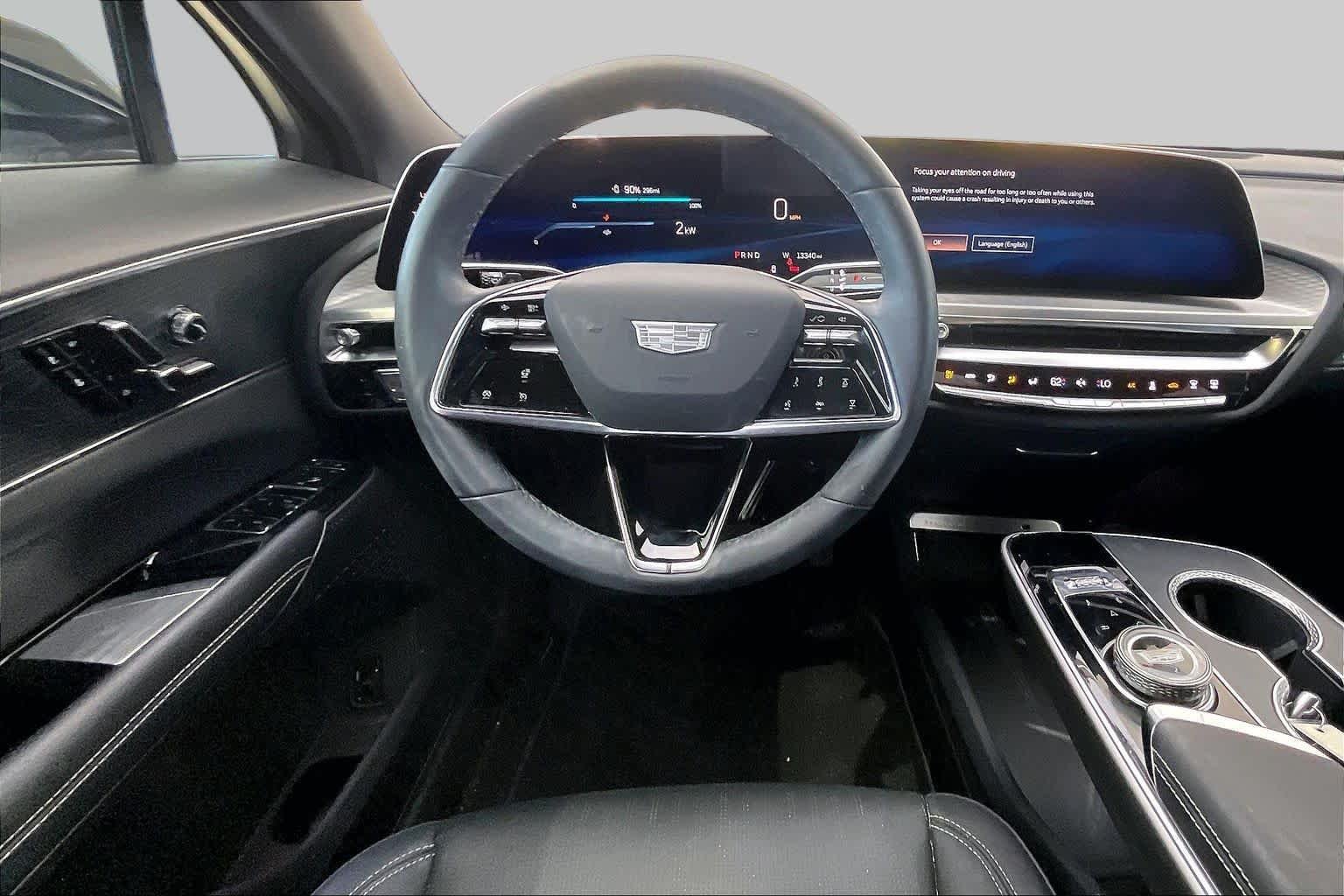 Used 2025 Crystal White Tricoat Cadillac Luxury image 5