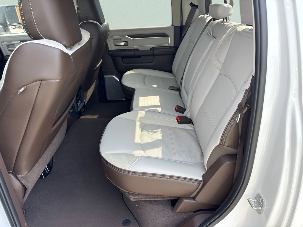 Used 2025 White Ram Laramie image 10