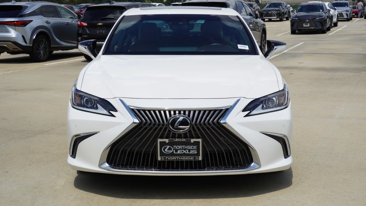Certified Used 2021 White Lexus ES 350 image 2