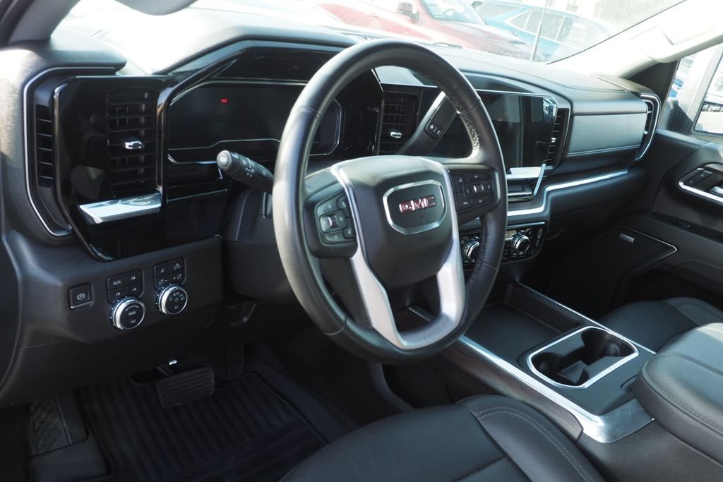 2024 GMC Sierra 2500HD SLT - Photo 12