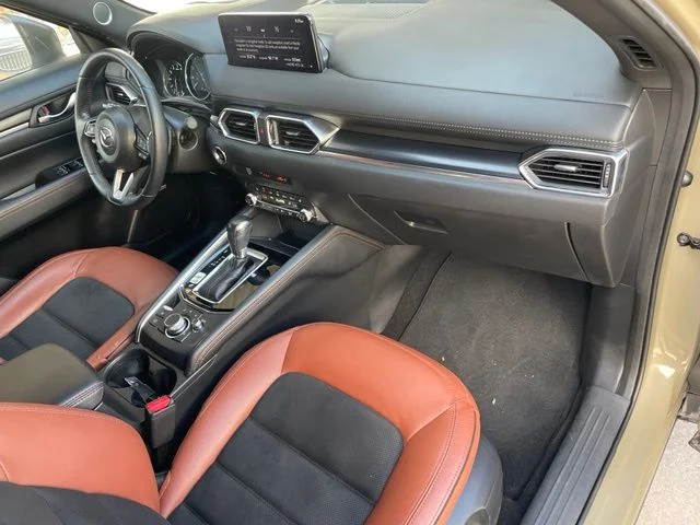 Certified Used 2024  Mazda 2.5 Carbon Turbo image 18