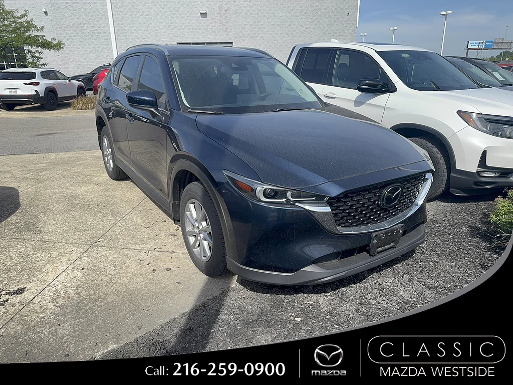 2023 Mazda CX-5 S Preferred package Auto AWD's photo