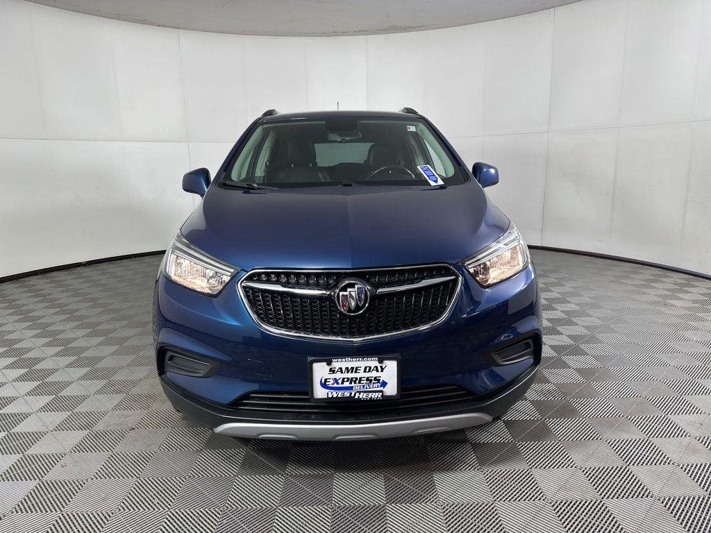 Used 2020 Azure Buick Preferred image 19