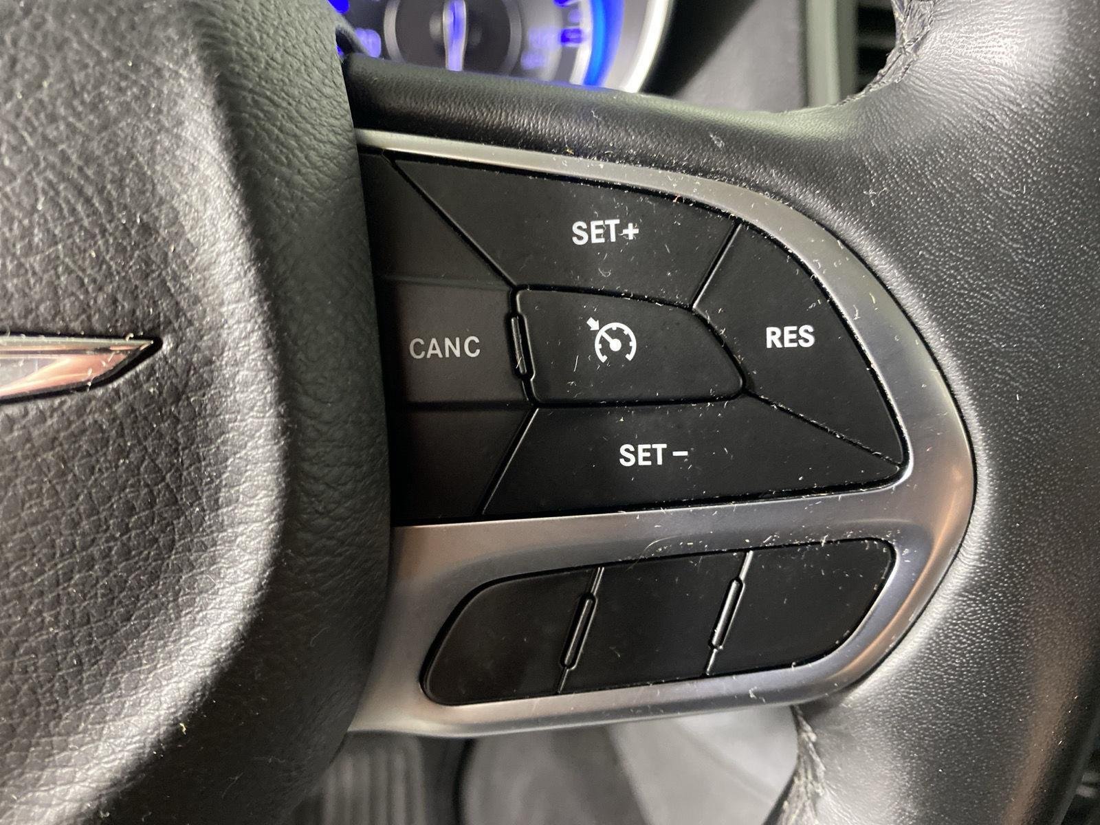 Used 2019 Gloss Black Chrysler Touring image 19