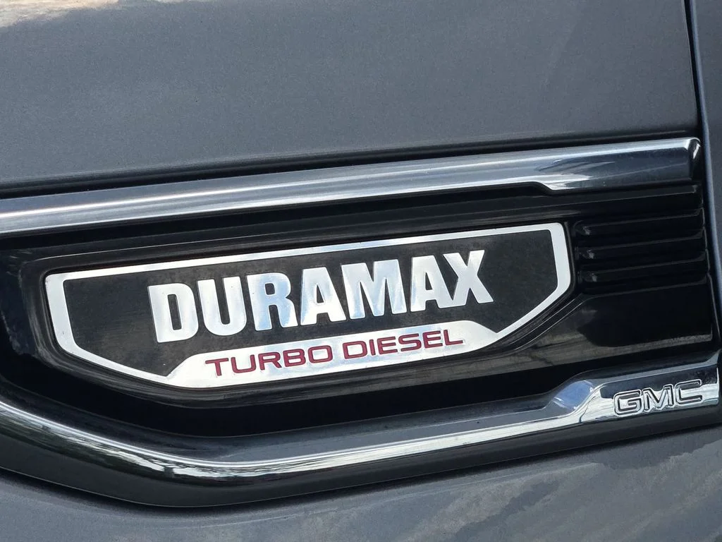 Used 2020 Gray GMC Denali image 21