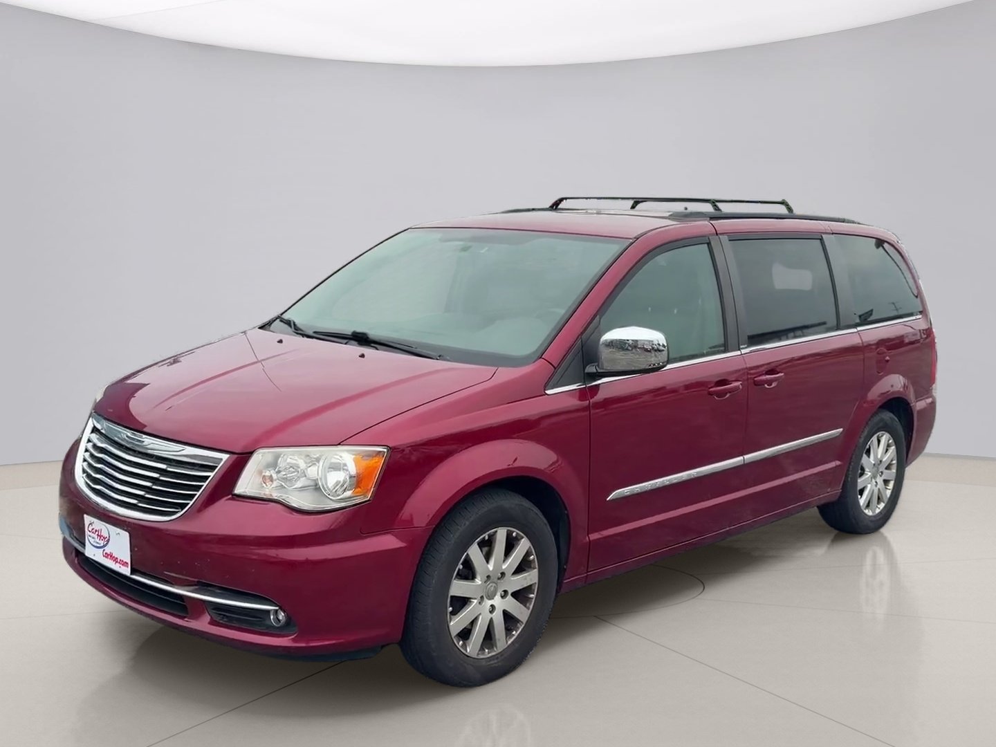 Used 2011 Burgundy Chrysler TOURING image 1