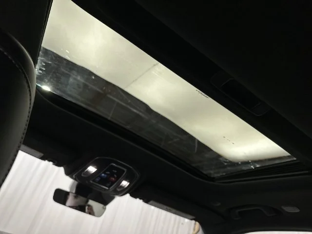 New 2027 Bright White Clear-Coat Paint Jeep Altitude image 19