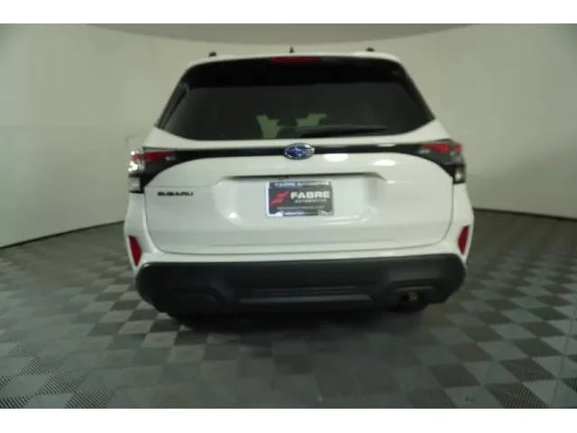 New 2026 CRYSTAL WHITE PEARL Subaru Premium image 6