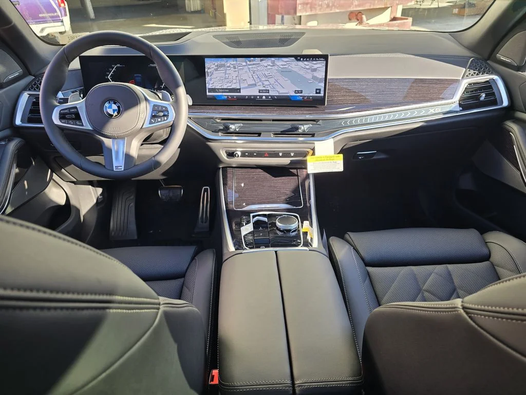 Used 2026 Black BMW sDrive40i image 7