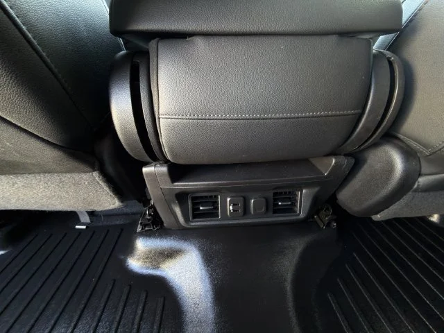 Used 2019 SATIN STEEL METALLIC GMC SLT image 32