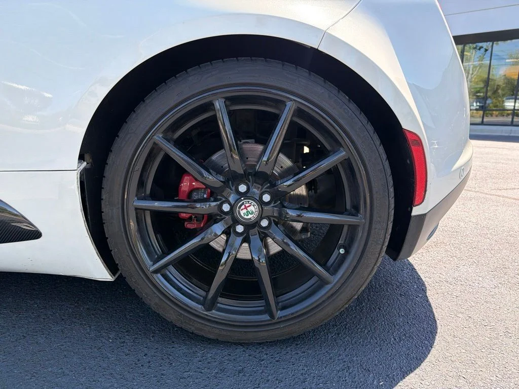 2015 Alfa Romeo 4C Base - Photo 30