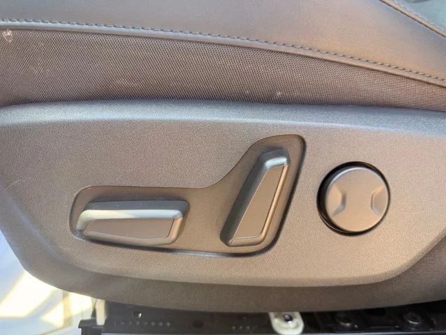 Certified Used 2023 Green Kia EX image 12