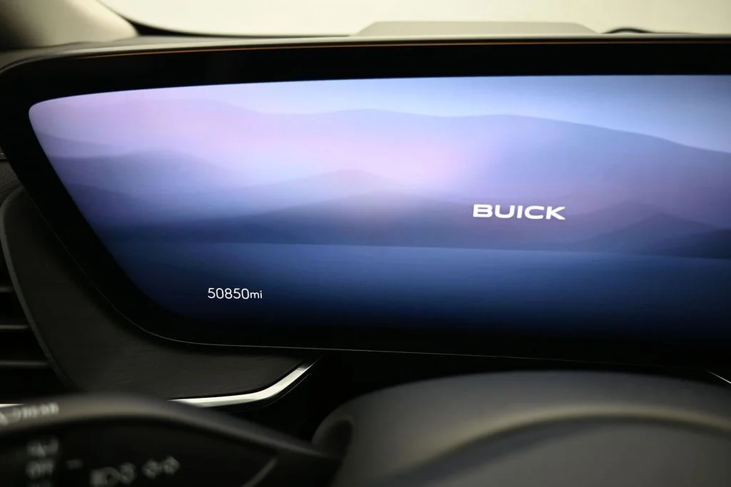 Used 2024 Purple Buick Preferred image 13