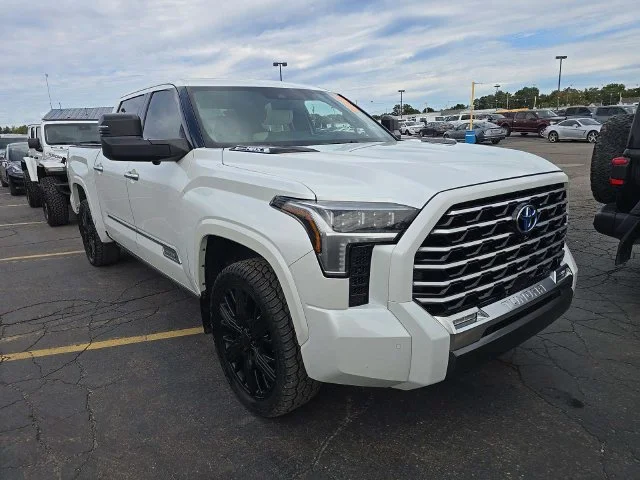 Used 2023 White Toyota Capstone image 4