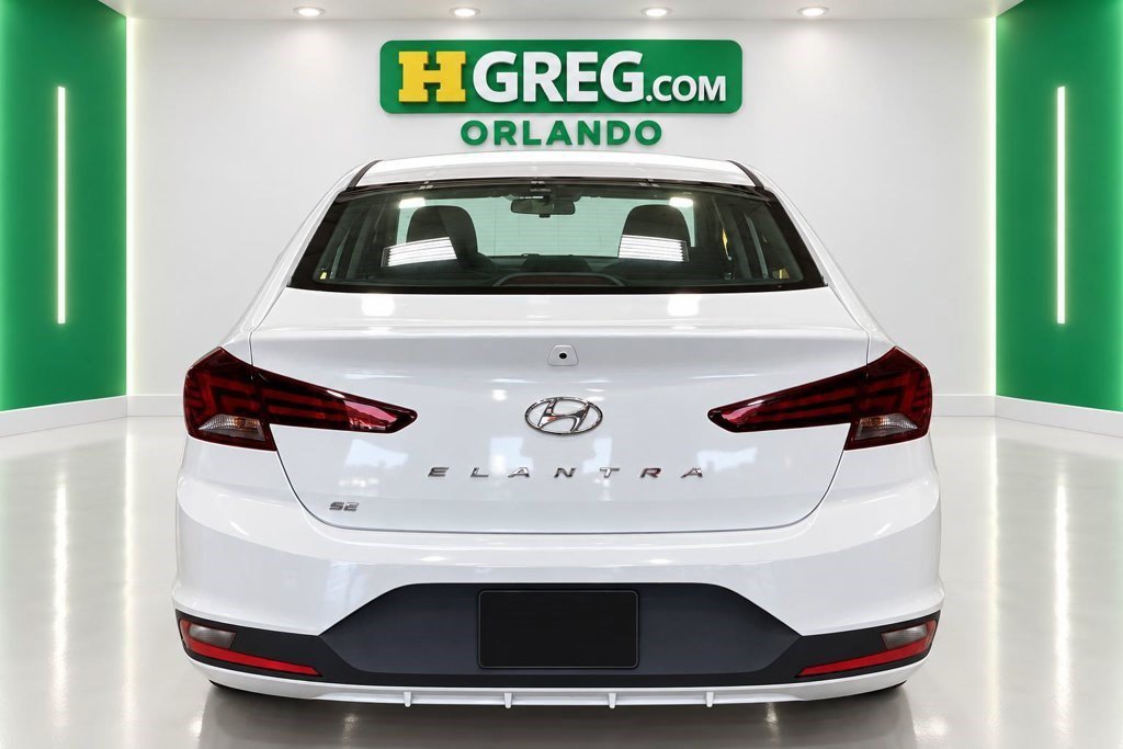 Used 2020 Quartz White Pearl Hyundai SE image 4