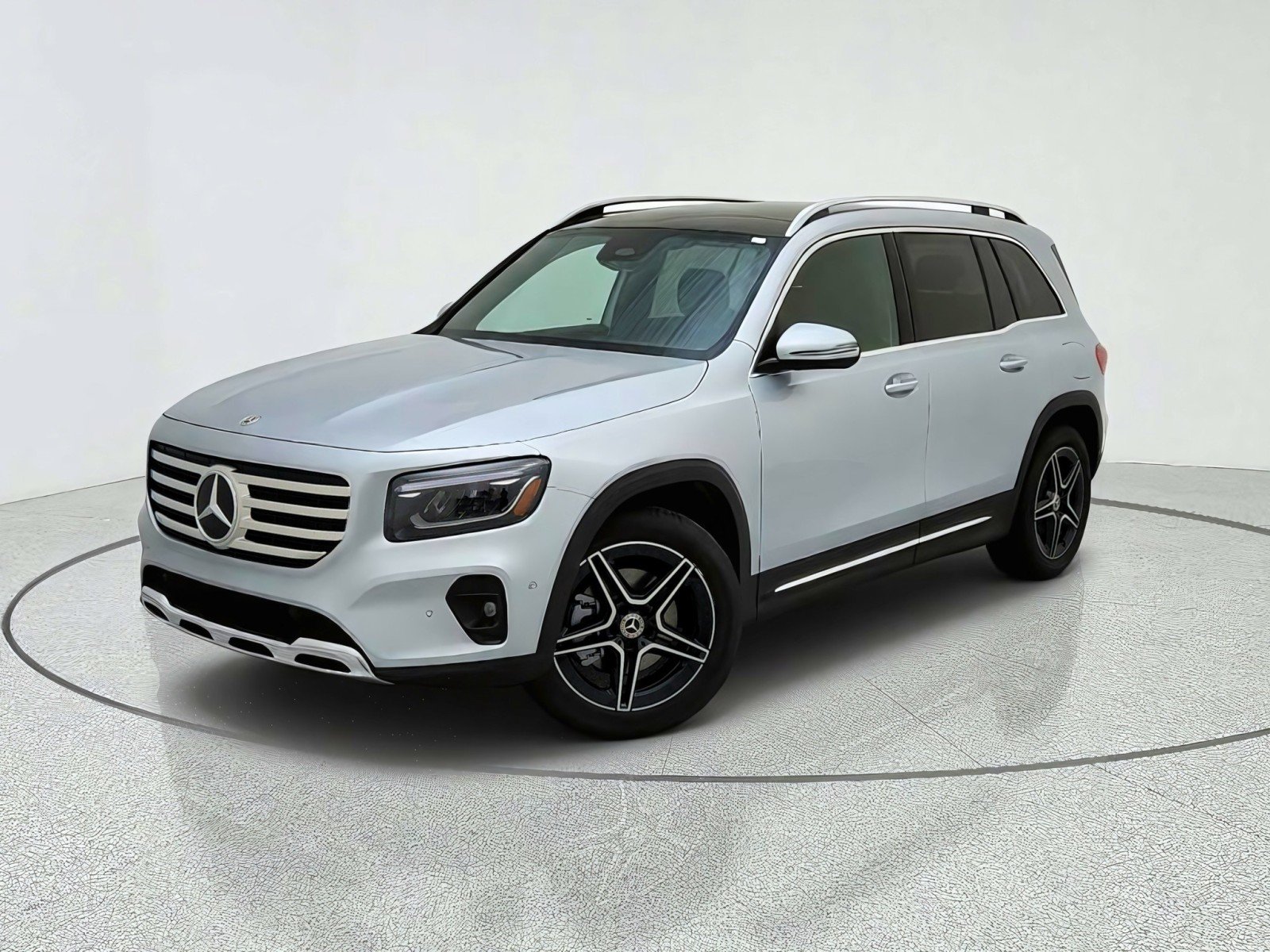 New 2026 Cirrus Silver Metallic Mercedes-Benz GLB 250 SUV image 1