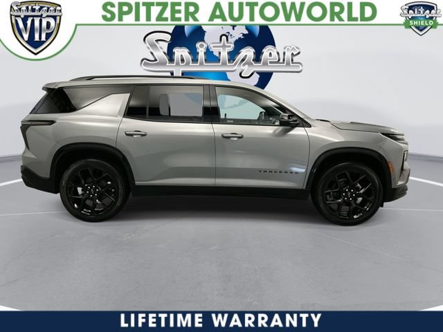 2026 Chevrolet Traverse RS Gray at New Motors