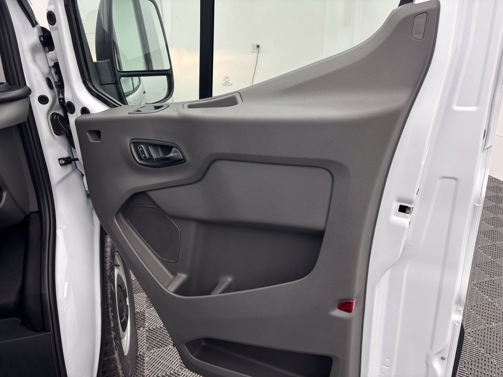 New 2027 White Ford Base image 24