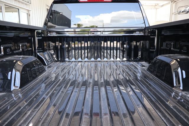 New 2026 Onyx Black GMC Elevation image 18