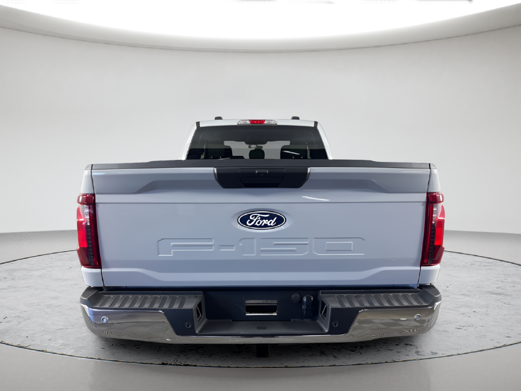 New 2026 White Ford XLT image 6