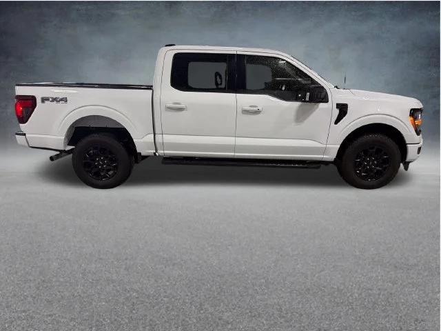 Used 2024 White Ford XLT image 8