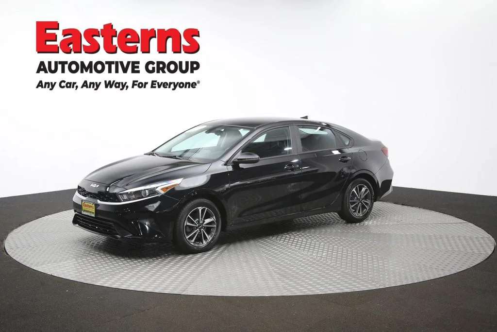 Used 2023 Black Kia LXS image 56