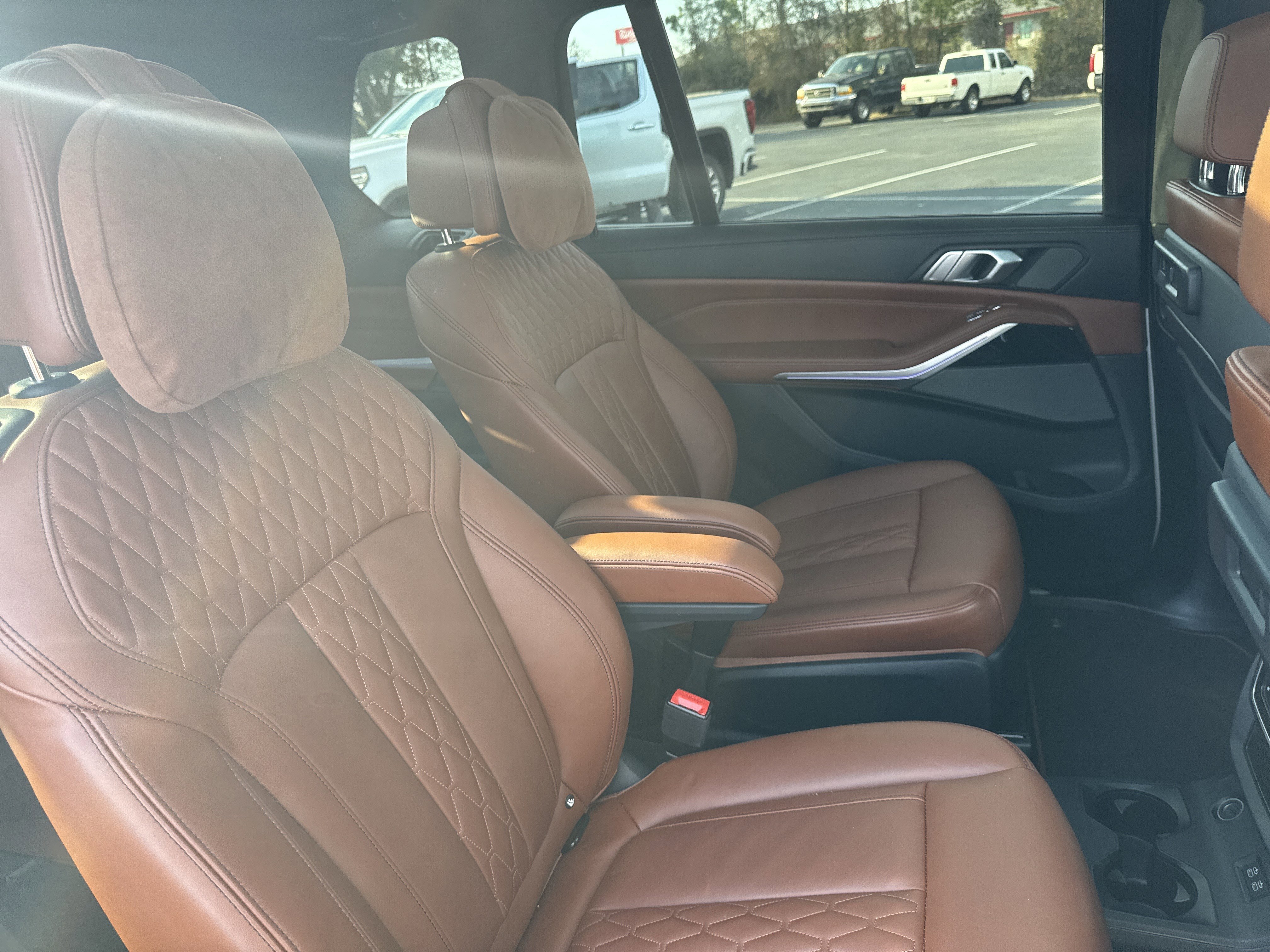 2022 BMW X7 ALPINA XB7 - Photo 34