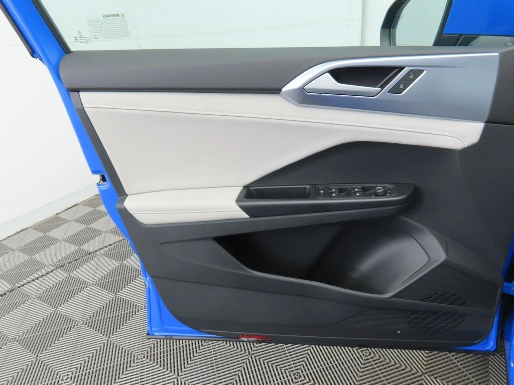 New 2026 Blue Volkswagen 1.5T SE image 24
