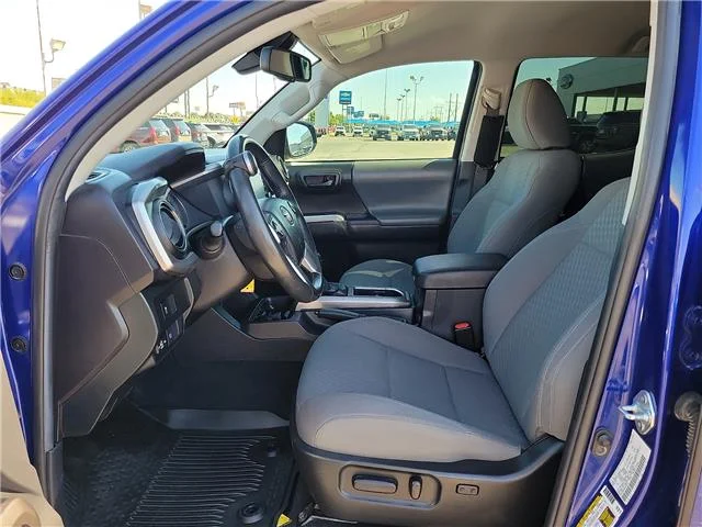 Used 2022 Blue Crush Metallic Toyota SR5 V6 4x4 Double Cab 5 ft. box 127.4 in. WB image 11