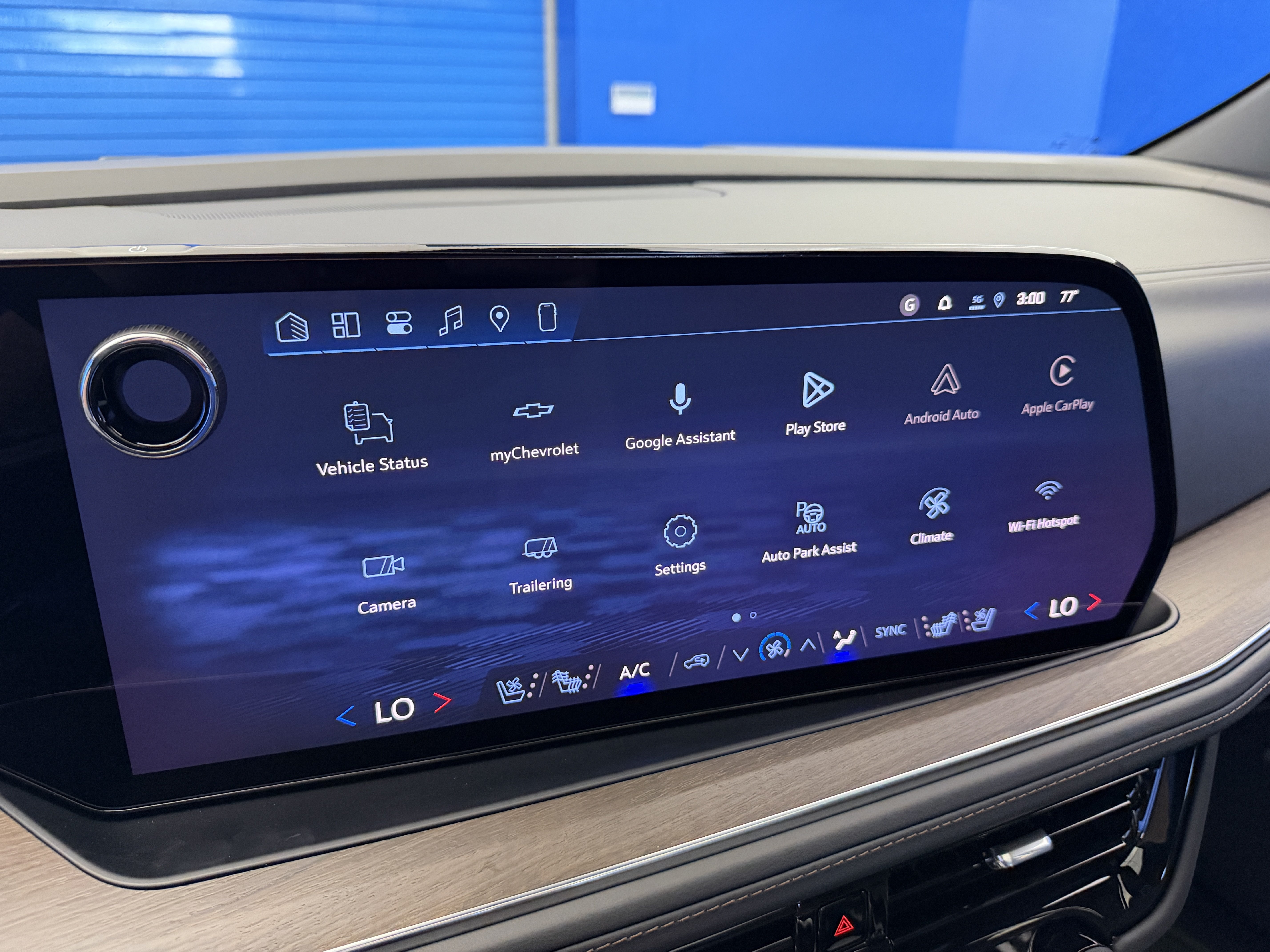 2026 Chevrolet Suburban High Country - Photo 23